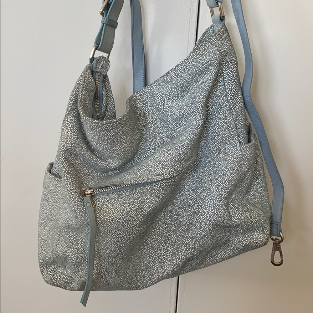 Sorial Pocketbook. Excellent condition.